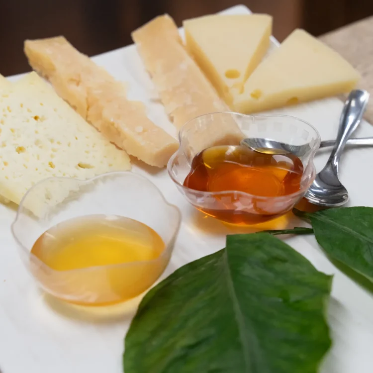Honey Lemon Experience & Tour